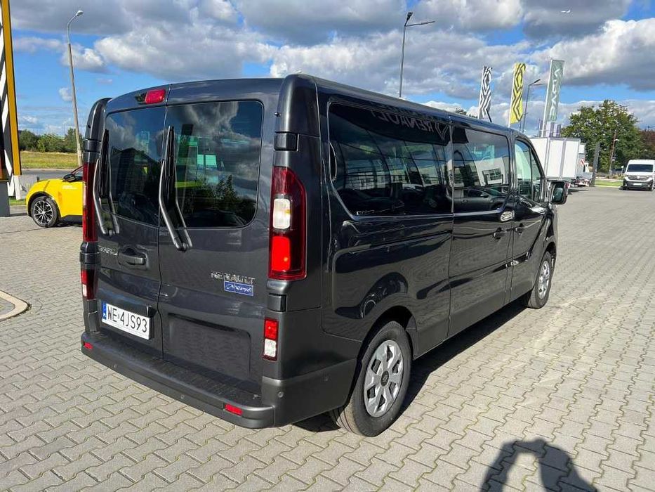 Wynajem Busa 9- Osobowy Wypożyczalnia Busów Renault Trafic Long