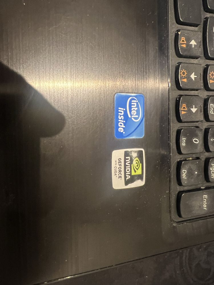 Laptop lenovo Intel Celeron 1.8ghz 16GB SDD225GB