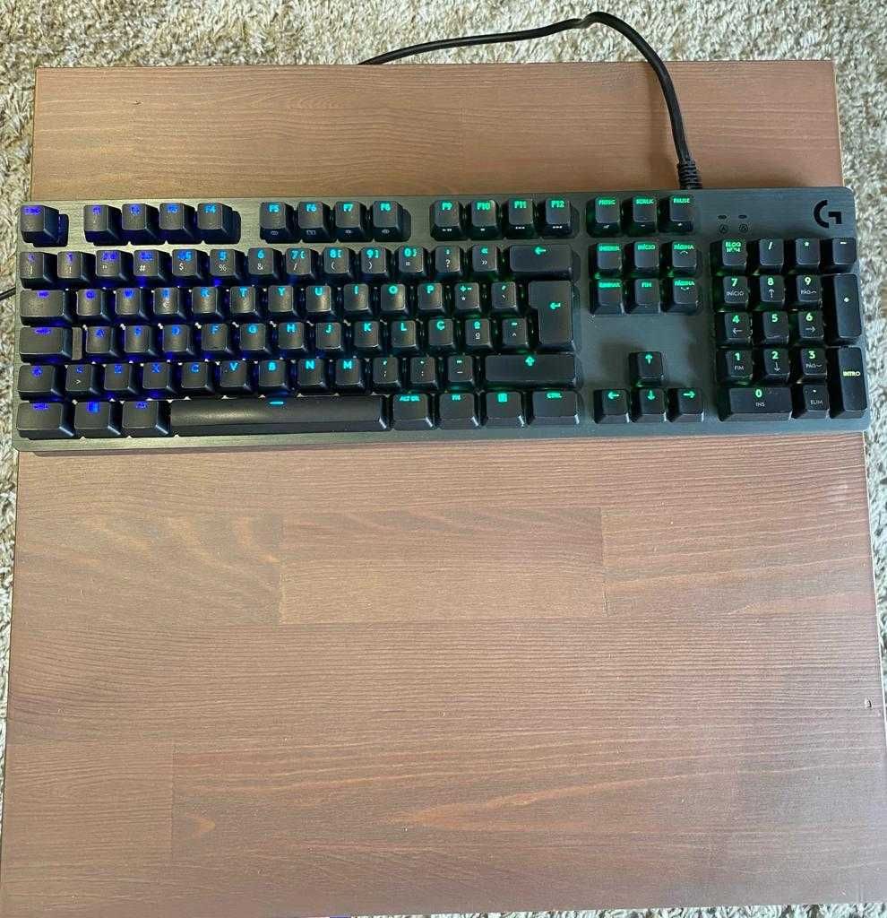 Logitech Mechanic Keyboard G512 Carbon GX Brown Lightsync RGB