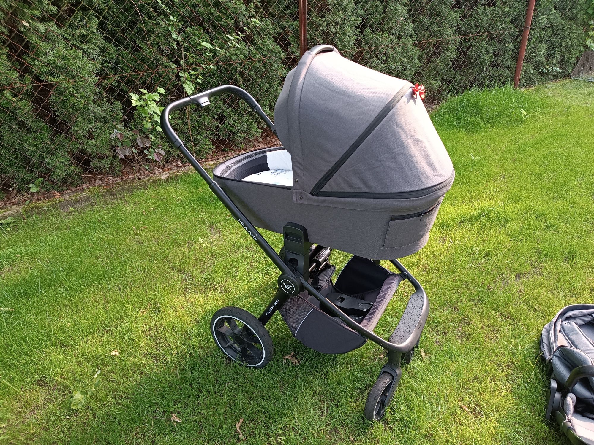 Wózek Muuvo Quick 3.0 2w1 + nosidełko cybex