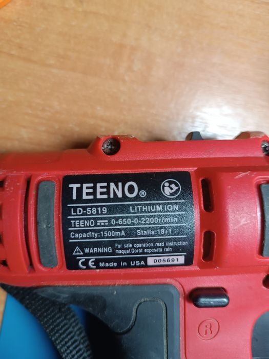 Шуруповерт TEENO USA