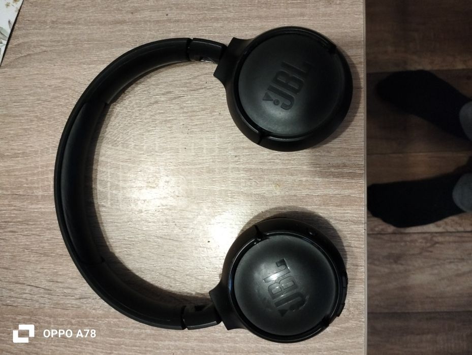 Sprzedam słuchawki bezprzewodowe JBL