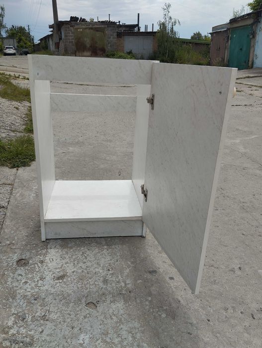 Продам тумбу під мийку