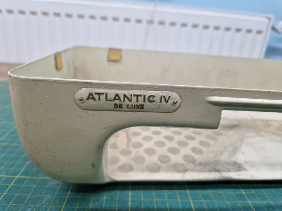 Obudowa lewego korpusu akordeonu Hohner Atlantic
