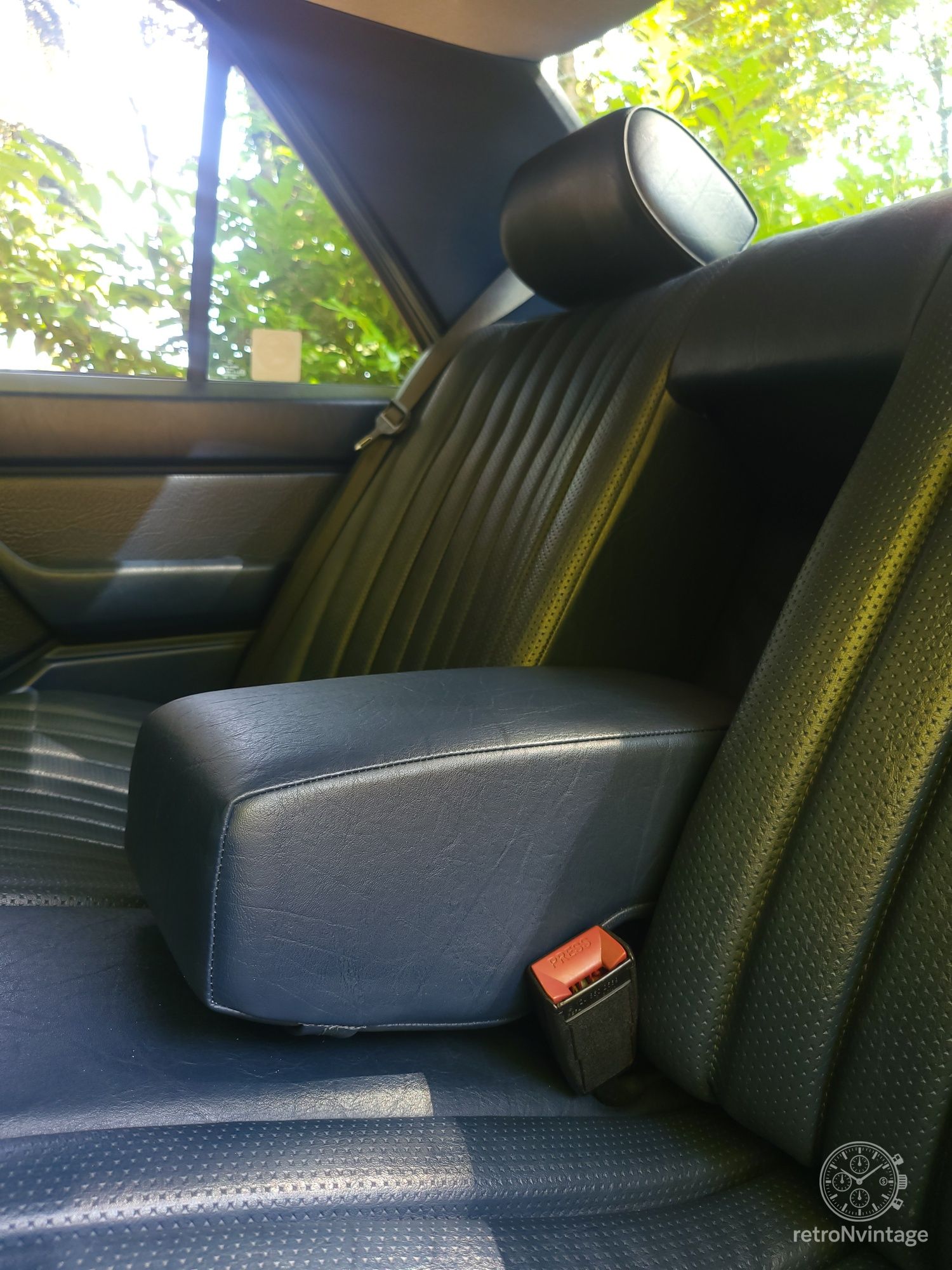 Mercedes-Benz 300 E (W124)