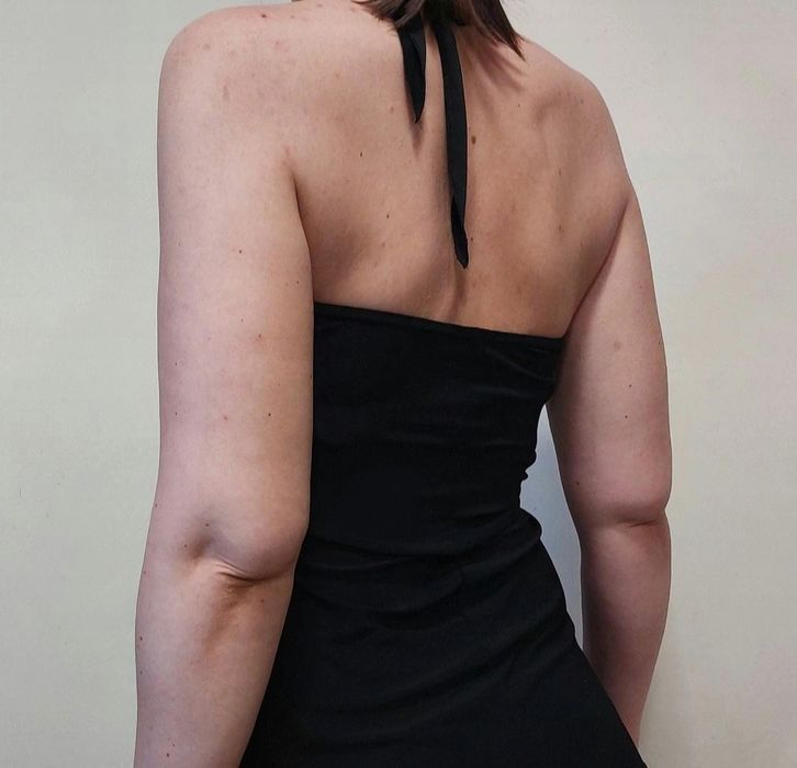 Czarna elegancka tunika z cekinami S - na sylwestra