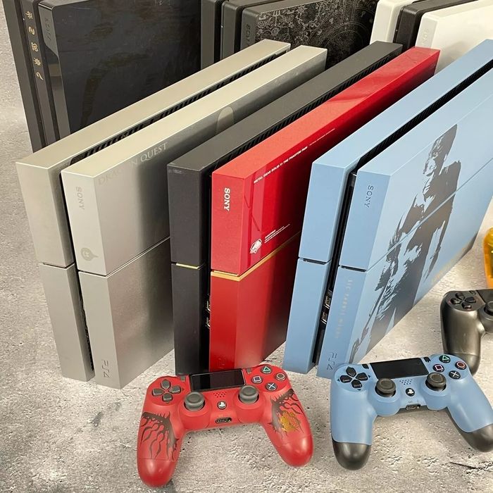 Playstation 4/плейстейшн 4/ + Гарантия+Игры