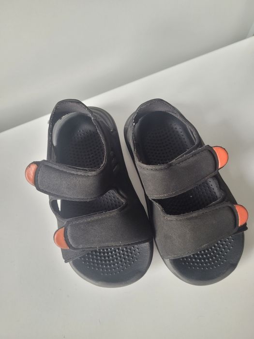 Klapki Adidas sandały r. 21 /22