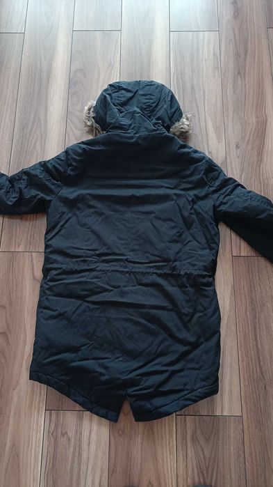 Kurtka zimowa, męska bardzo ciepła, rozmiar M, stan bardzo dobry.
