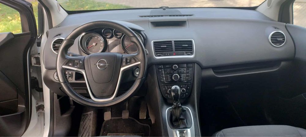 Opel Meriva 2013 rok 1,4 Benzyna