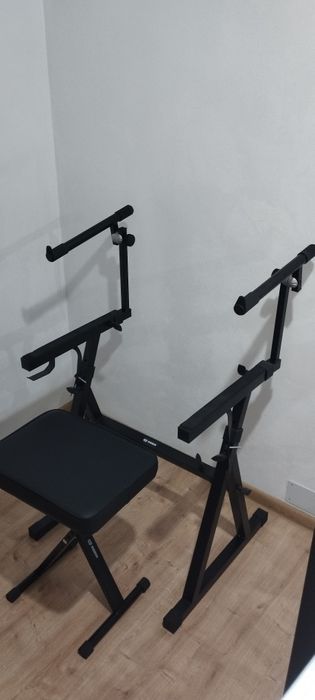 Yamaha Modx7 wraz z casem i akcesoriami