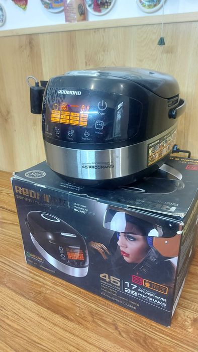 Мультиварка REDMOND RMC-M90, самая удачная модель