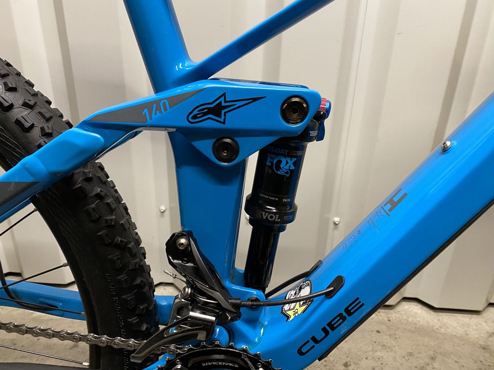 Двухподвісний Карбоновий 140mm  Cube Stereo Race