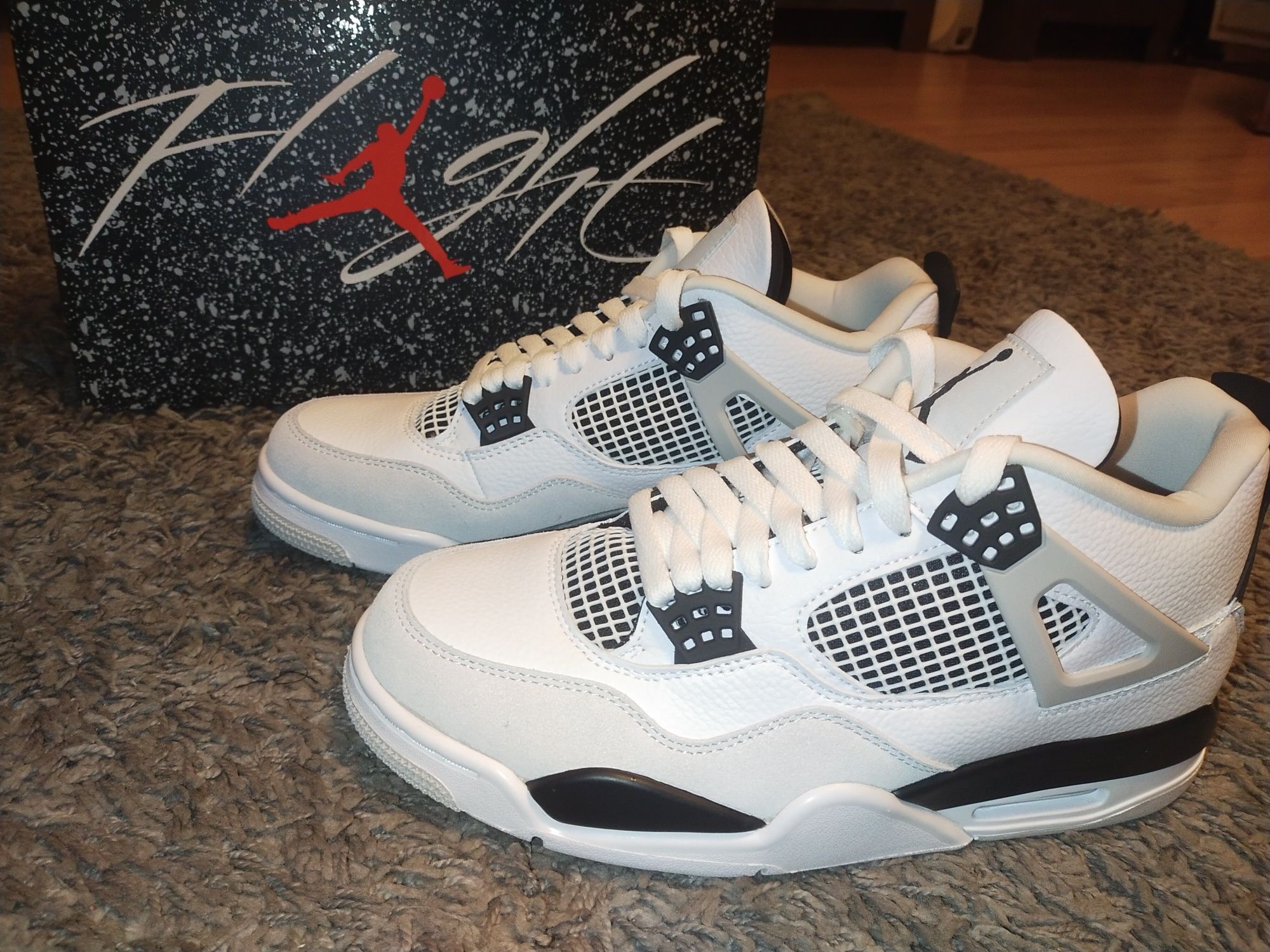 Jordan 4 Retro Military Black nowe