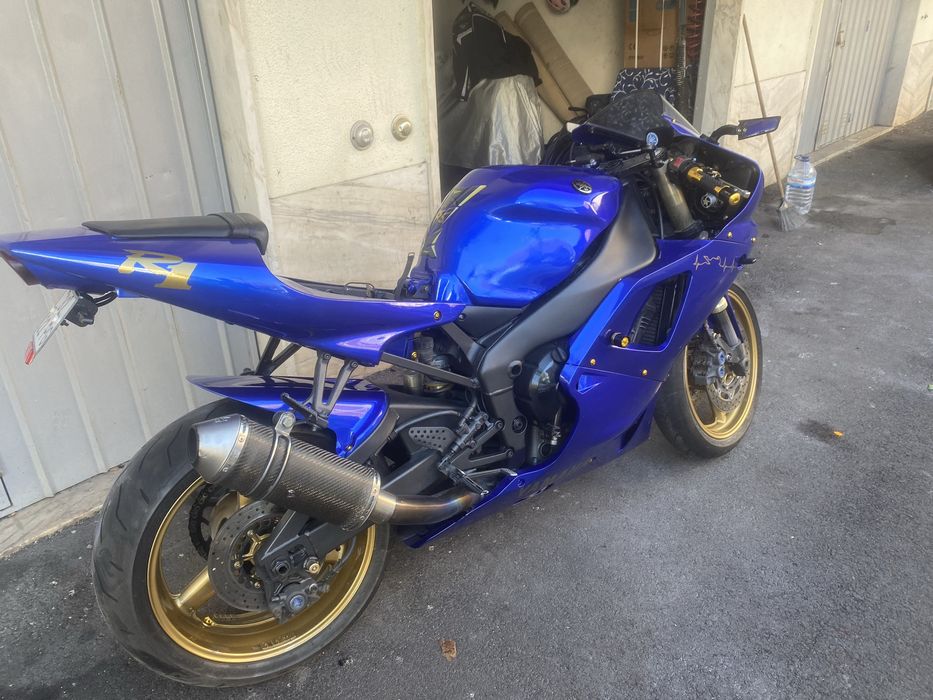 R1 de 2000 sem nada a fazer