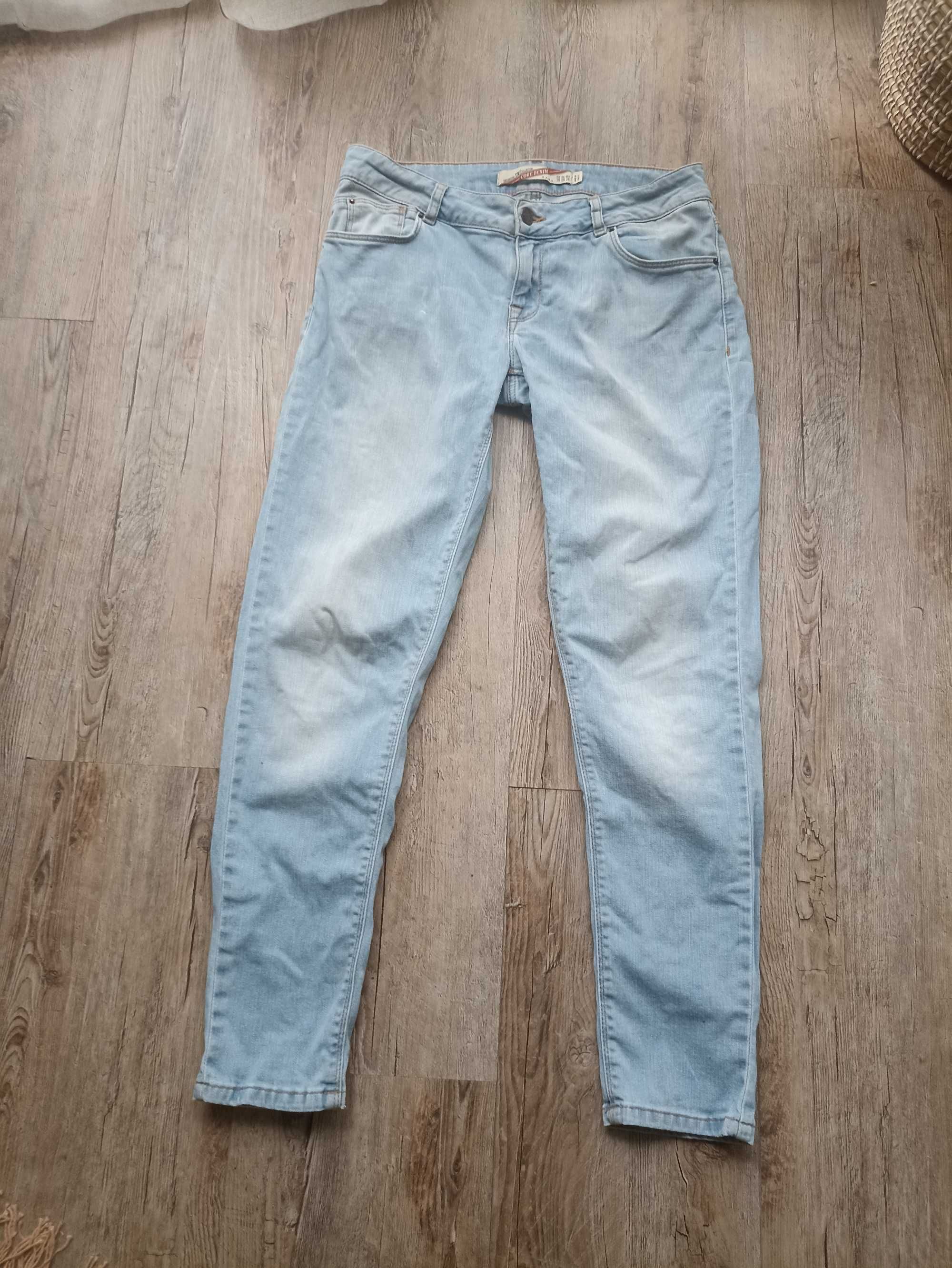 Zara Spodnie Jeansowe Jeansy r. 38