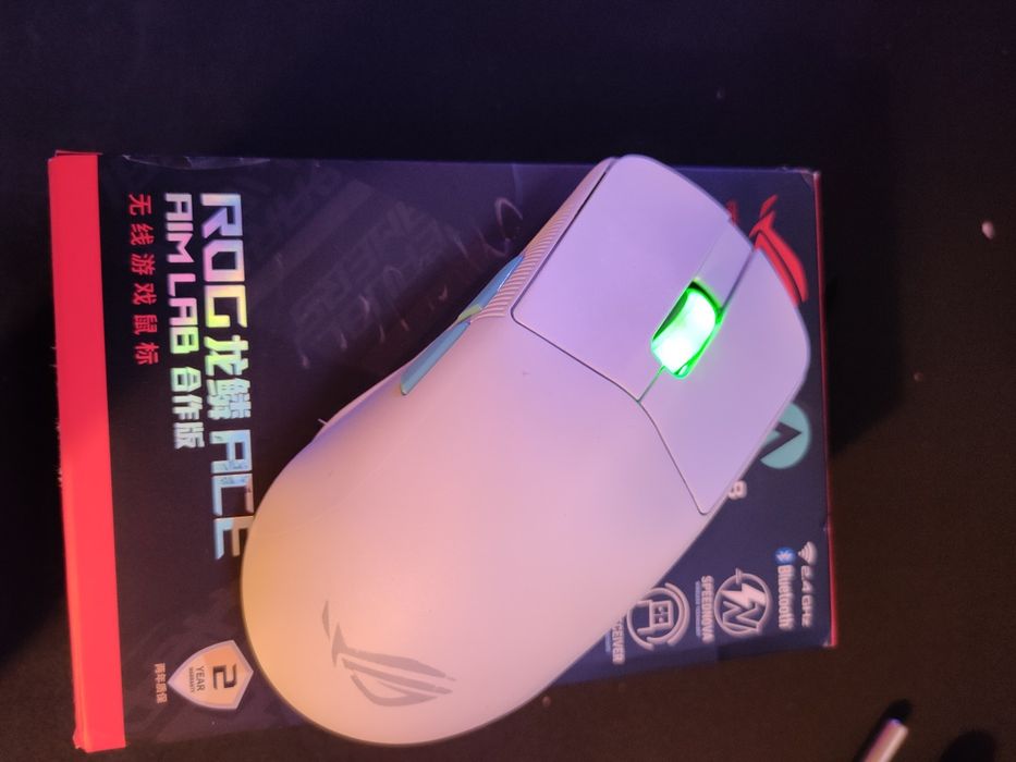 Mysz bezprzewodowa Asus ROG Harpe Ace Aim lab edition z autografem