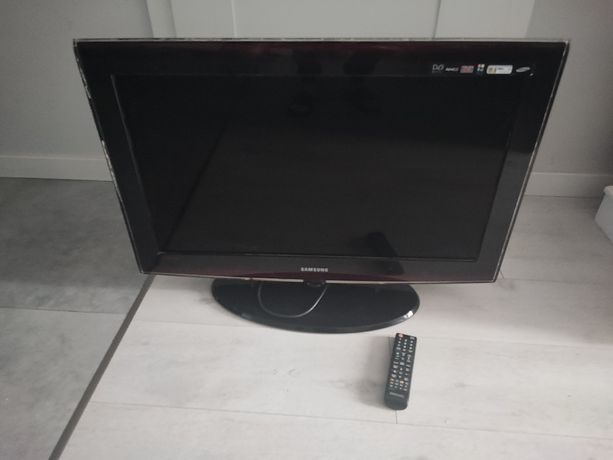 Telewizor Samsung 32 cale z pilotem