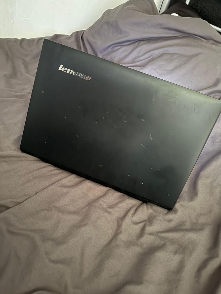 Laptop lenovo stan db