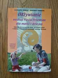 Książka "Odżywianie według Pięciu Przemian dla Matki i Dziecka"+plakat