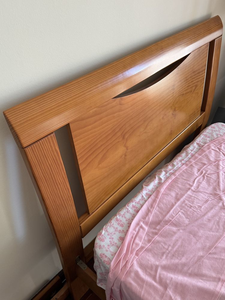 Cama solteiro c/ estrado e colchão