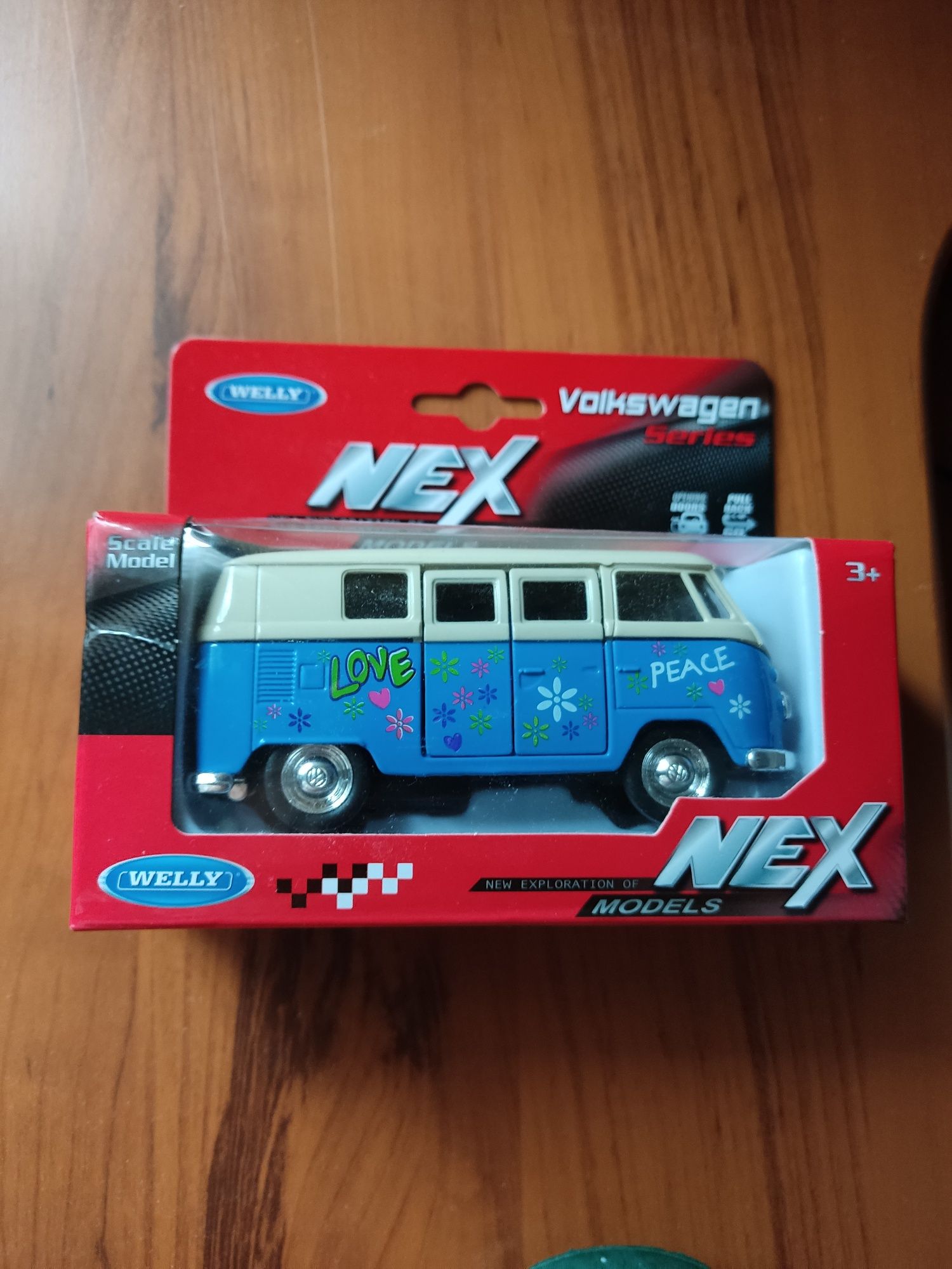 Модель Welly Volkswagen T1 Bus