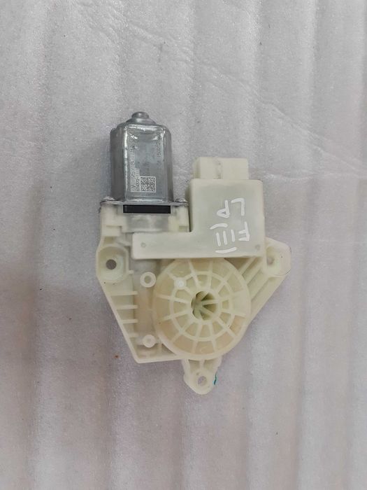 Silniczek podnoszenia szyby skoda fabia III lewy przód