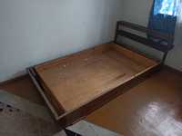 Tapczan, rama drewniana łóżka 140x200 - antyk, drewno