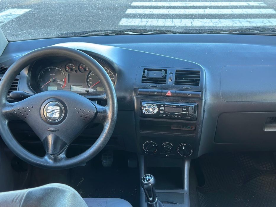 Seat Ibiza 1.0 impecável