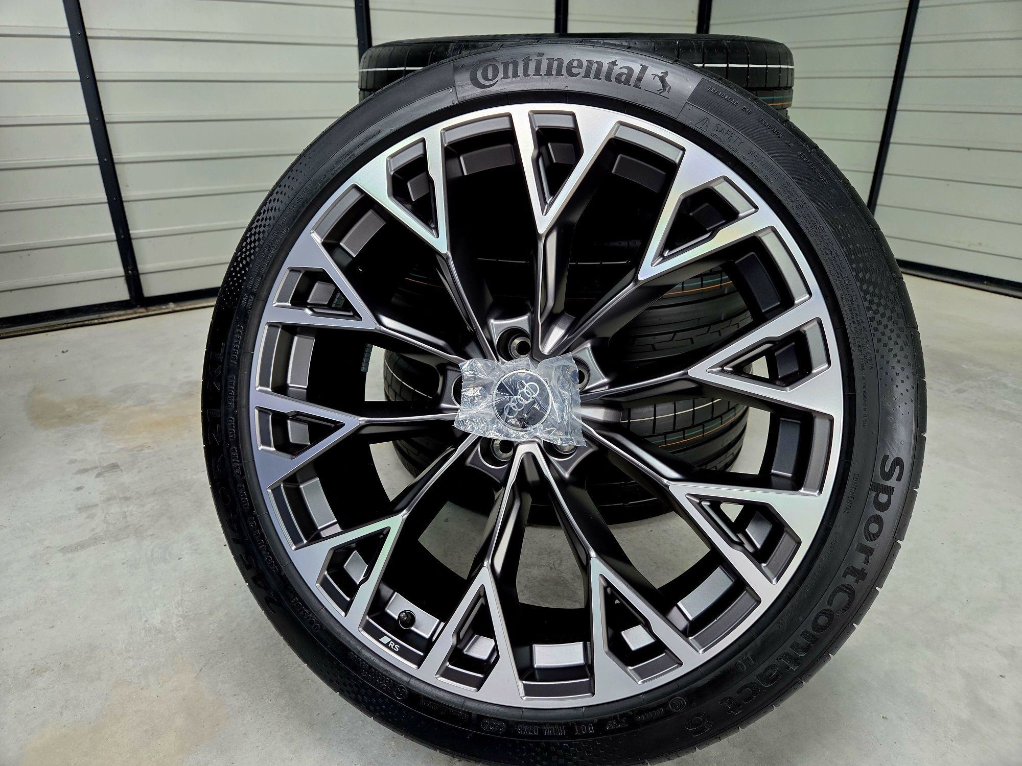 Nowe oryginalne koła Audi 21 A6 C8 C7 Allroad Q5 SQ5 2024r