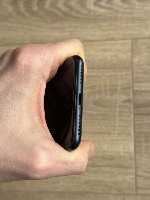 АКБ 87% Ідеальний Apple iPhone SE 3 64 2022 Midnight Neverlock