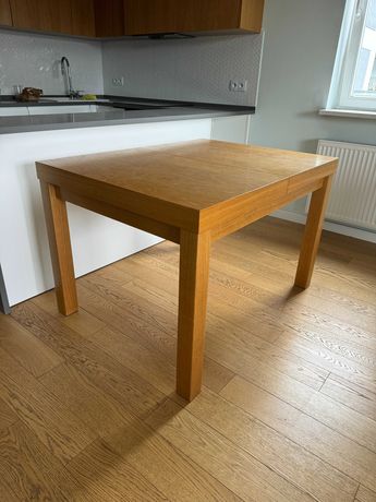Stół dębowy rozkładany 120x90  + 4  krzesla GRATIS
