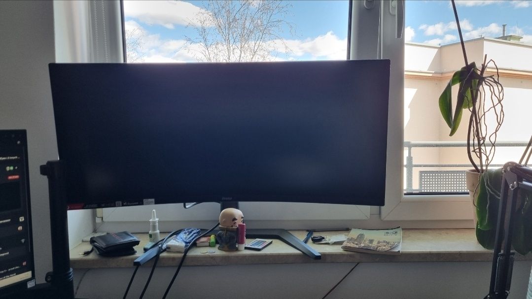 Sprzedam Komputer z RTX4060Ti + 2 monitory i Mikrofon na statywie