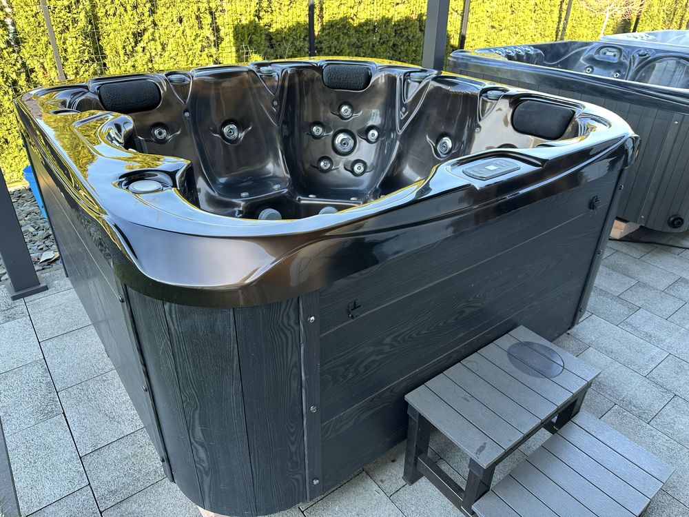 Jacuzzi całoroczne Balboa Gecko Piękne 5 osobowe!