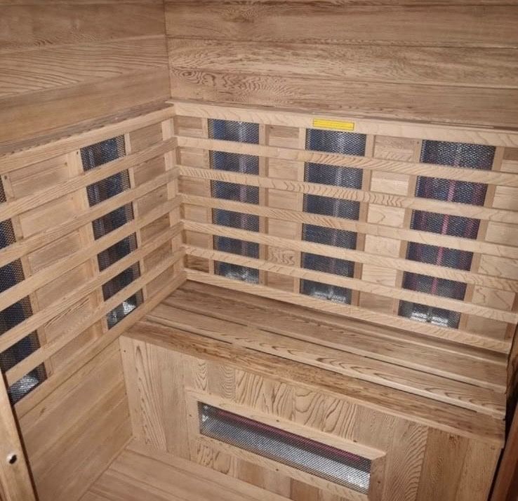 Ekskluzywna Sauna Cedrowa 120x120 - Luksus w Promocji
