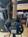 Gitara Bas firmy Cort Action
