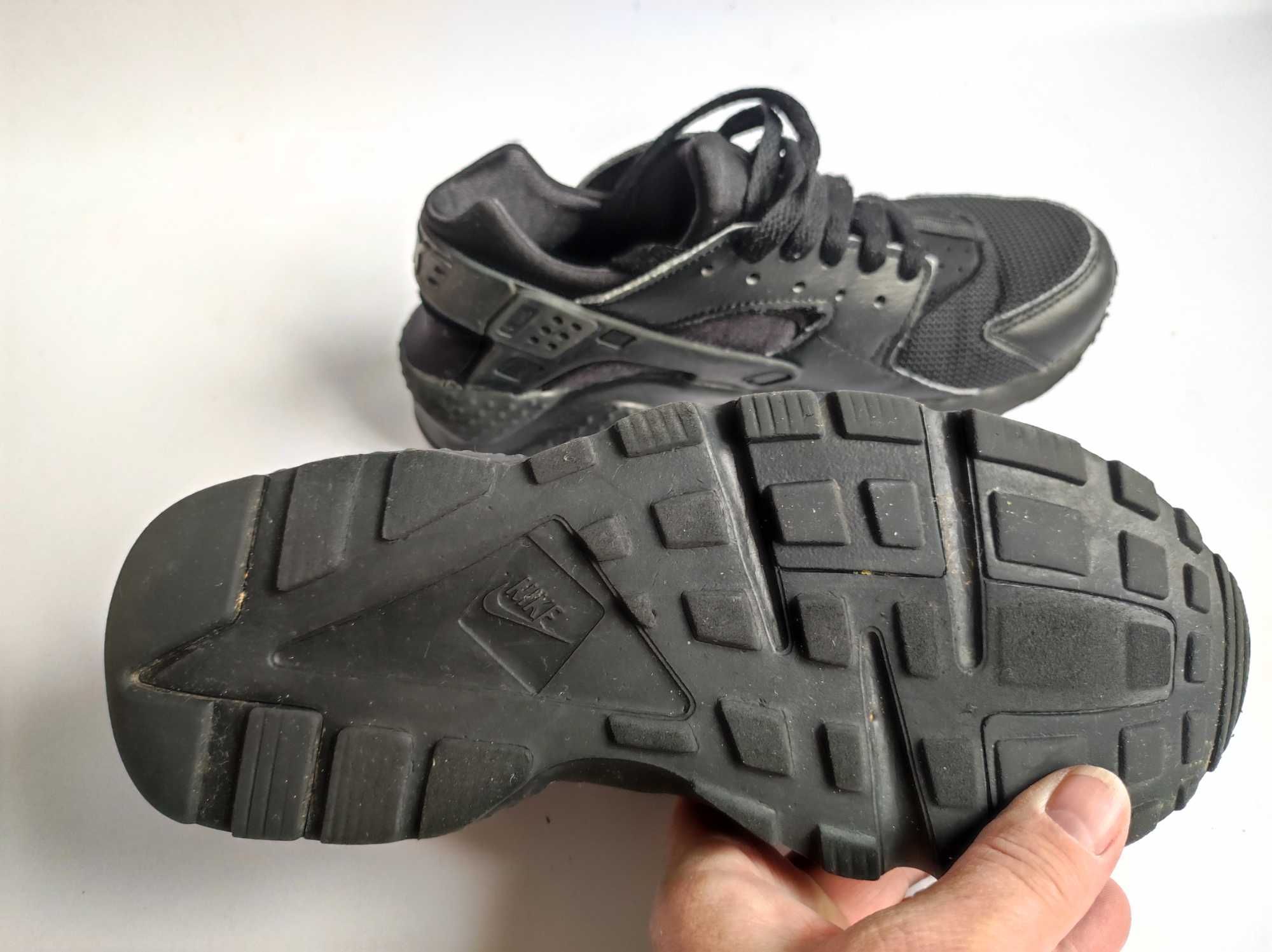 - Buty Nike Huarache Run GS  r. 38