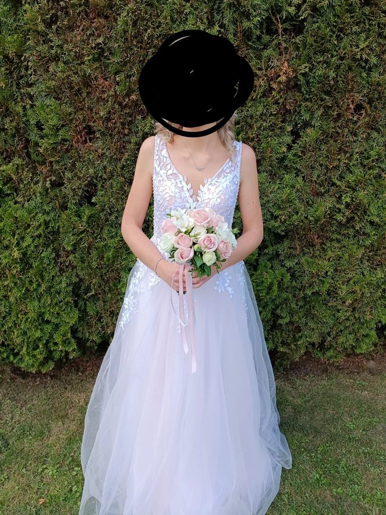 Piękna suknia ślubna w rozmiarze XS/S