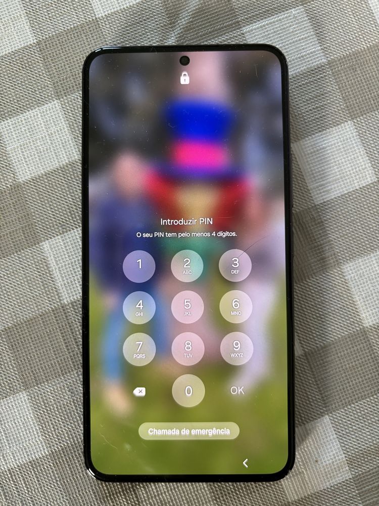 Samsung S22 como novo