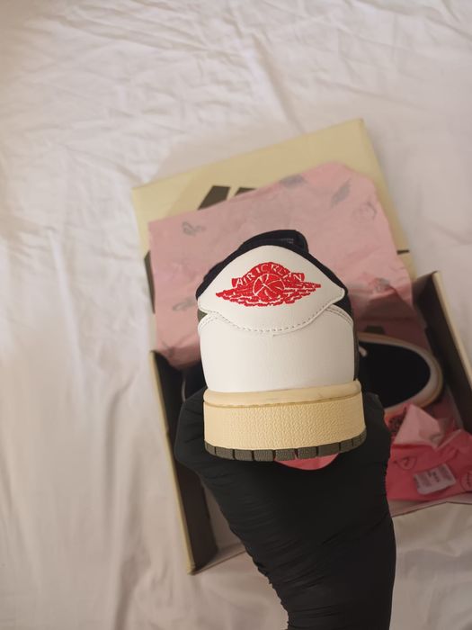 Jordan x Travis Scott Olive 43/44