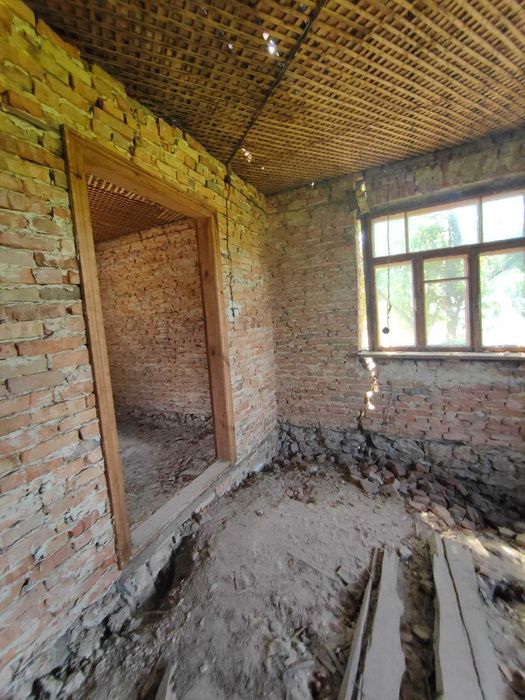 Будинок в с.Межиріч в розстрочку. Земельна ділянка 0,14га