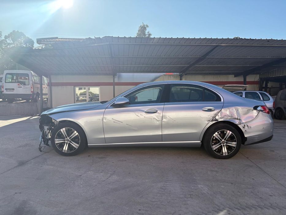 Mercedes-Benz C 220 d, 2022
