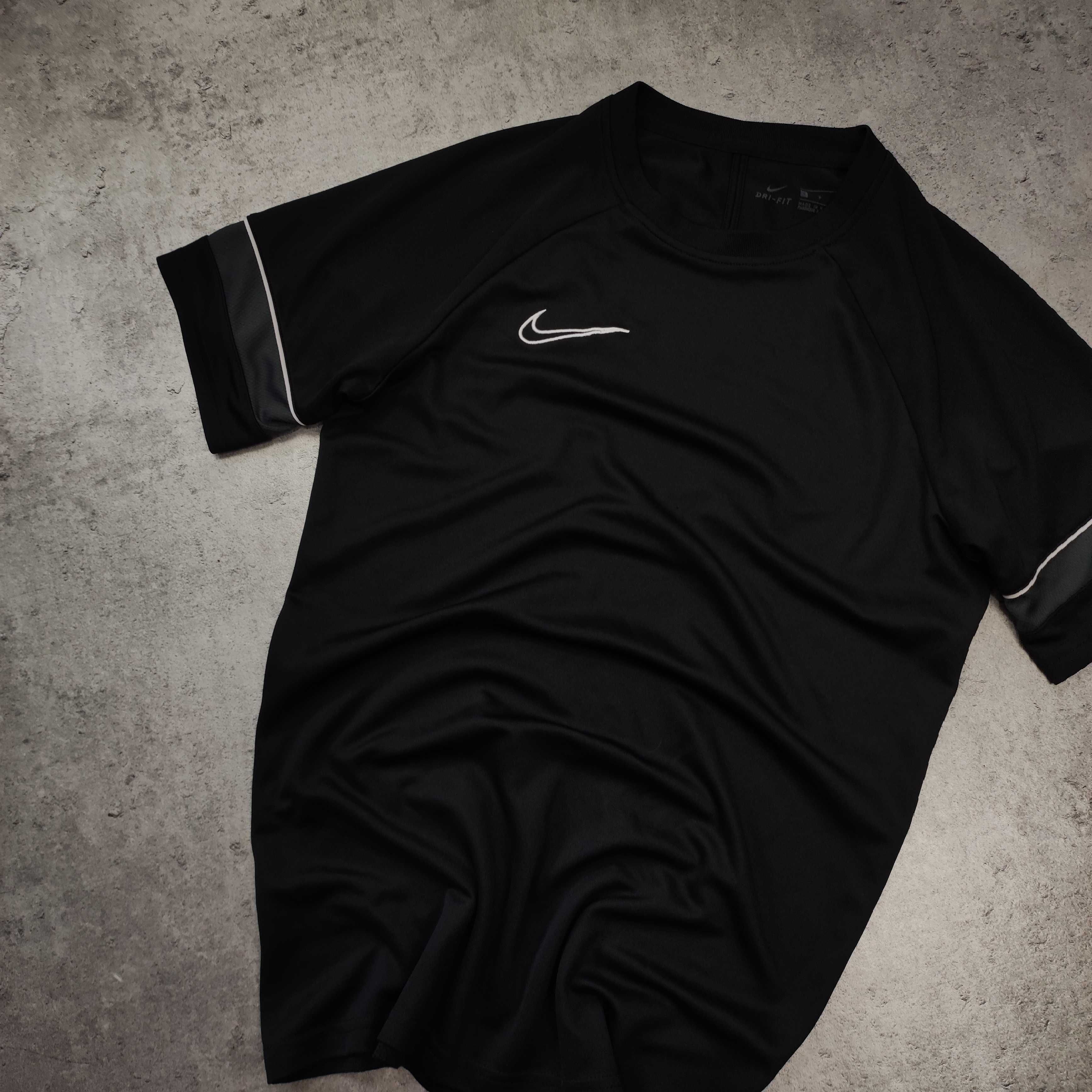 MĘSKA Koszulka Sportowa Nike Rękawki Małe Logo Swoosh Siłownia Biegowa