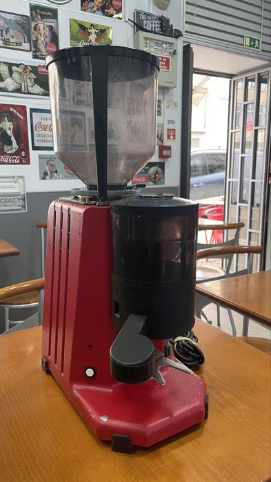 Moinho de cafe profissional