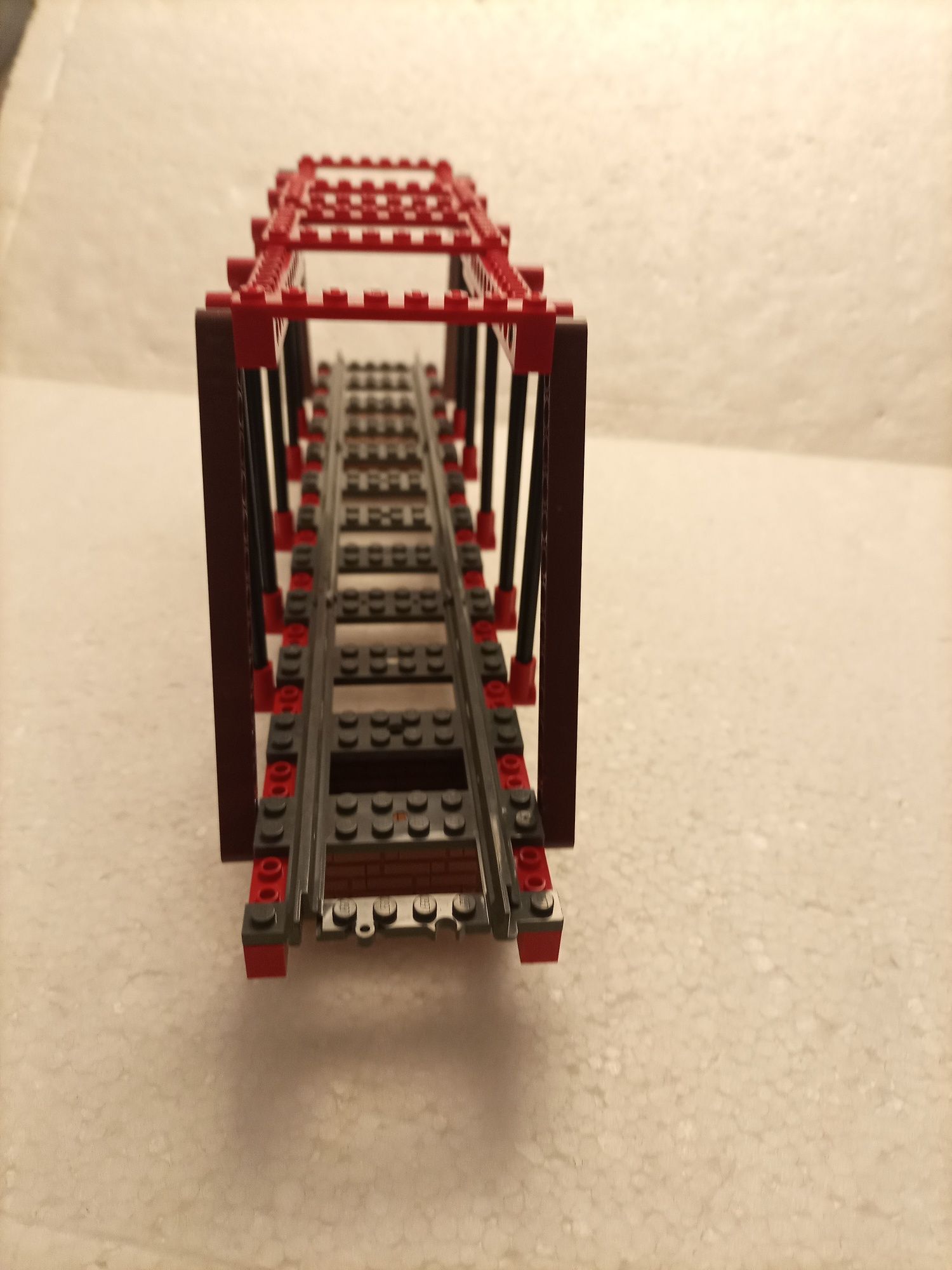Klocki LEGO most kolejka pociąg