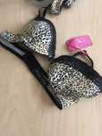 Komplet bielizny Primark 75A XS nowy nietrafiony prezent stringi