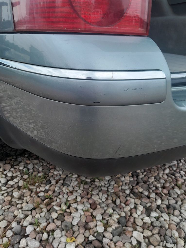 Zderzak tylny passat b5 fl kombi kod lakieru LD7W