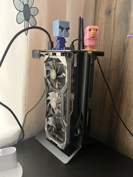 Radeon™ RX 5700 XT Taichi X 8G