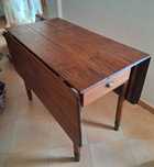 Mesa de abas antiga restaurada