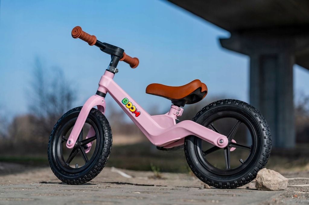 Rowerek Biegowy BOOM dla dzieci 2-5 lat Lekki Ergonomiczny RÓŻOWY